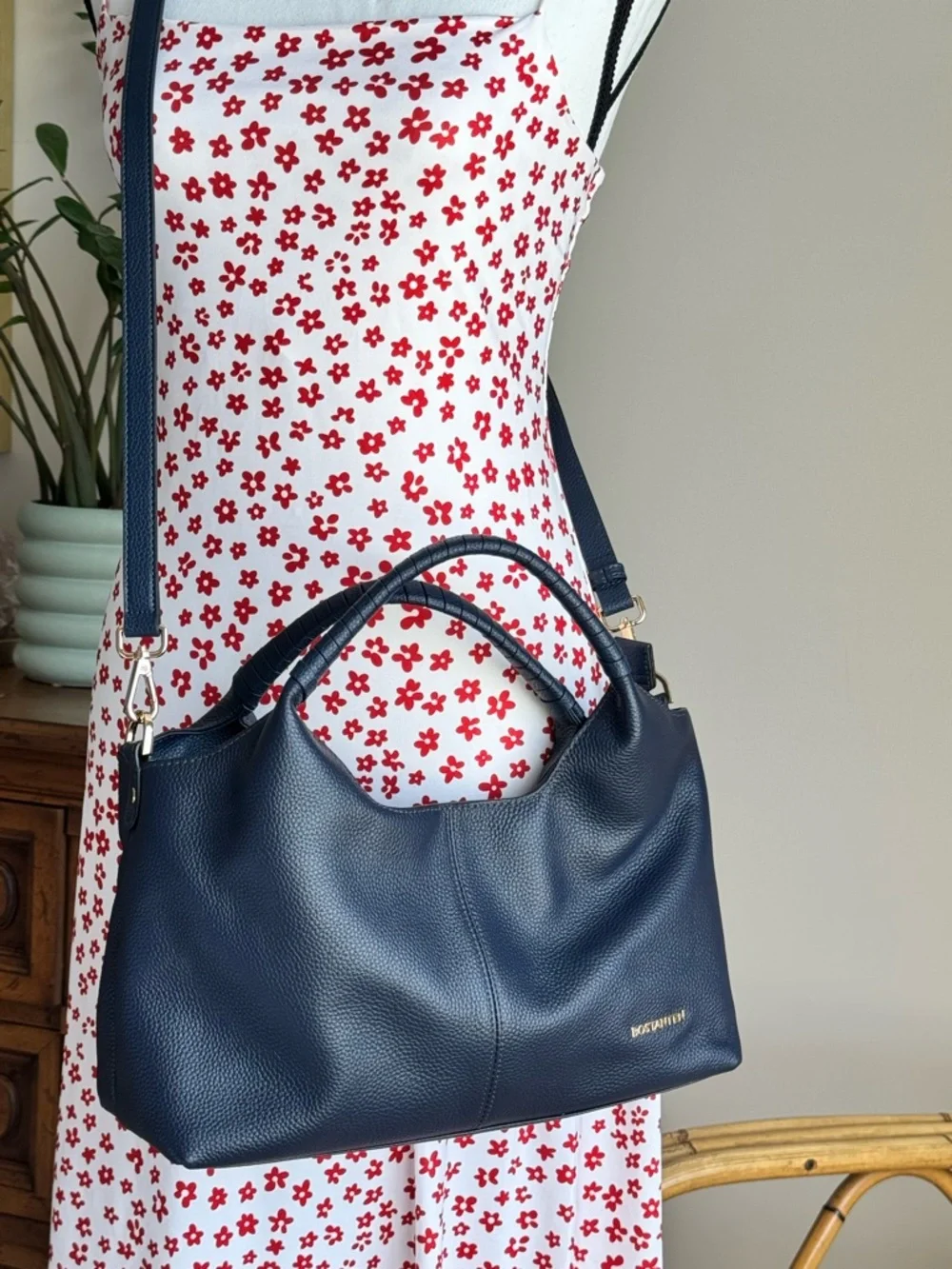 NWOT Bostanten Navy Pebbled Leather Shoulder Bag with Removable Strap - Picture 2 of 13